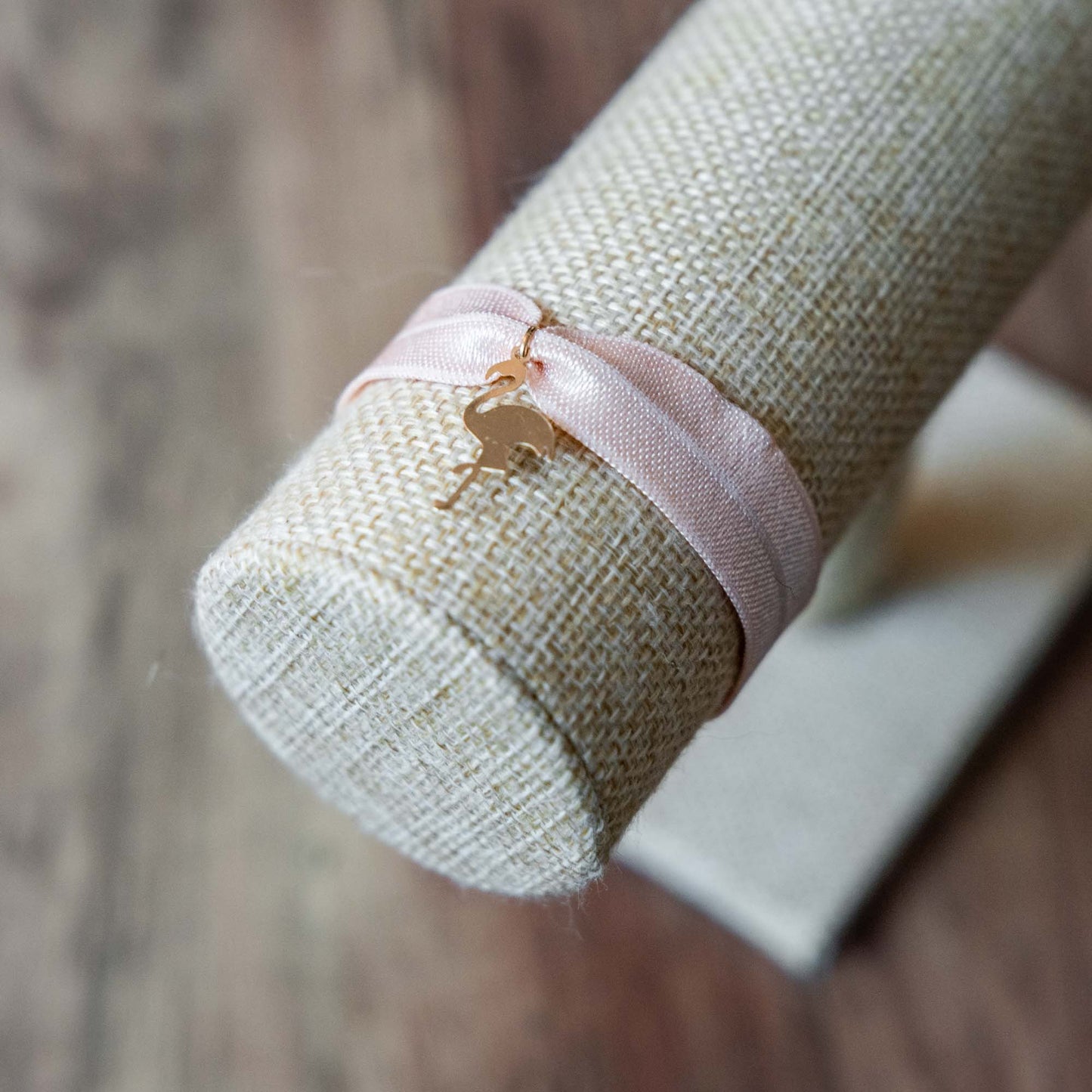 Bracelet ruban rose motif flamant rose