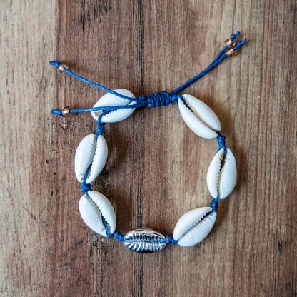 Bracelet cauri bleu marine